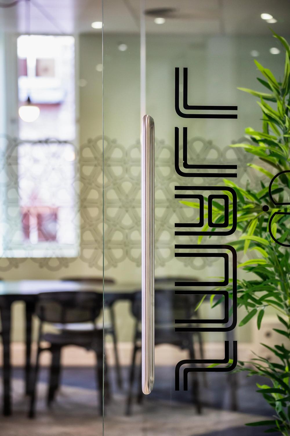 Co-Work London photography by Theo Tzia
