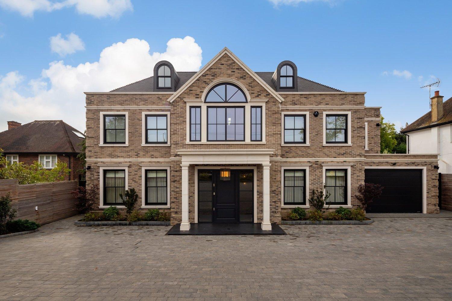 Hadley Wood Residence photography by Theo Tzia