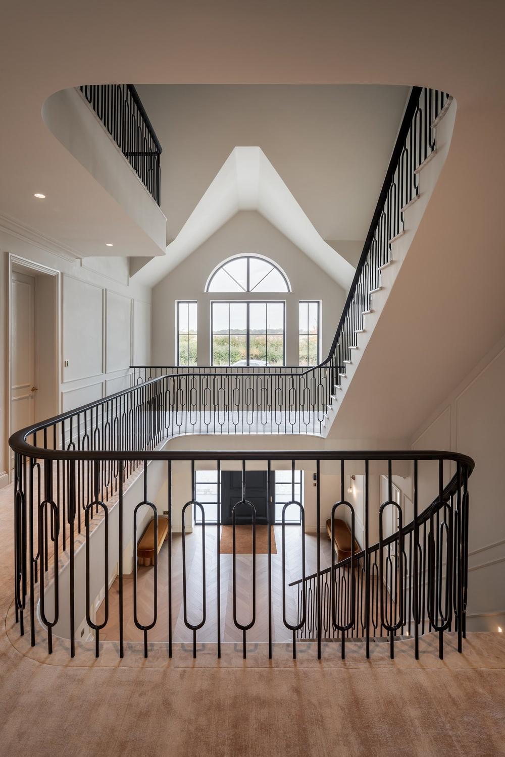 Hadley Wood Residence photography by Theo Tzia