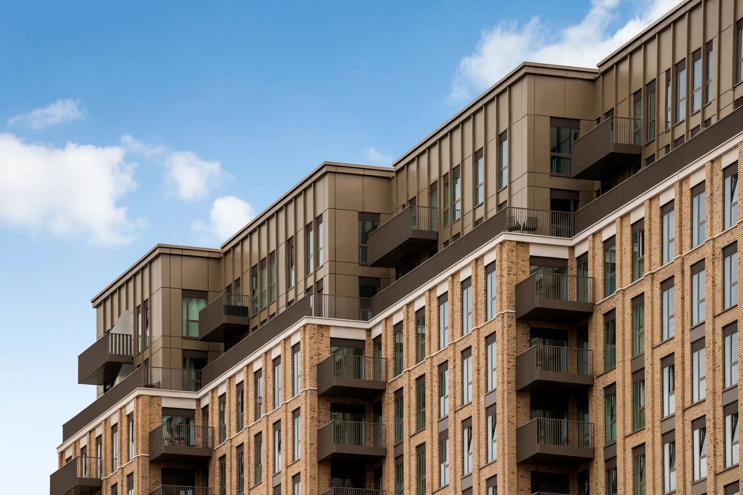 Royal Eden Docks, OCL Facades, facades photography by Theo Tzia