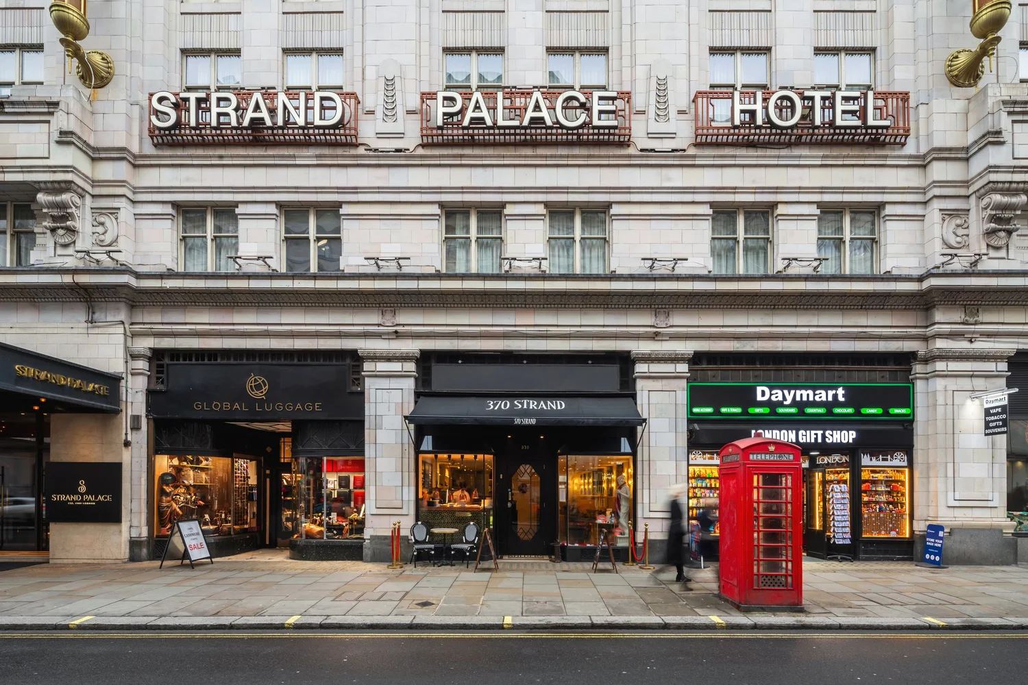 370 Strand, London, exteriors photography by Theo Tzia
