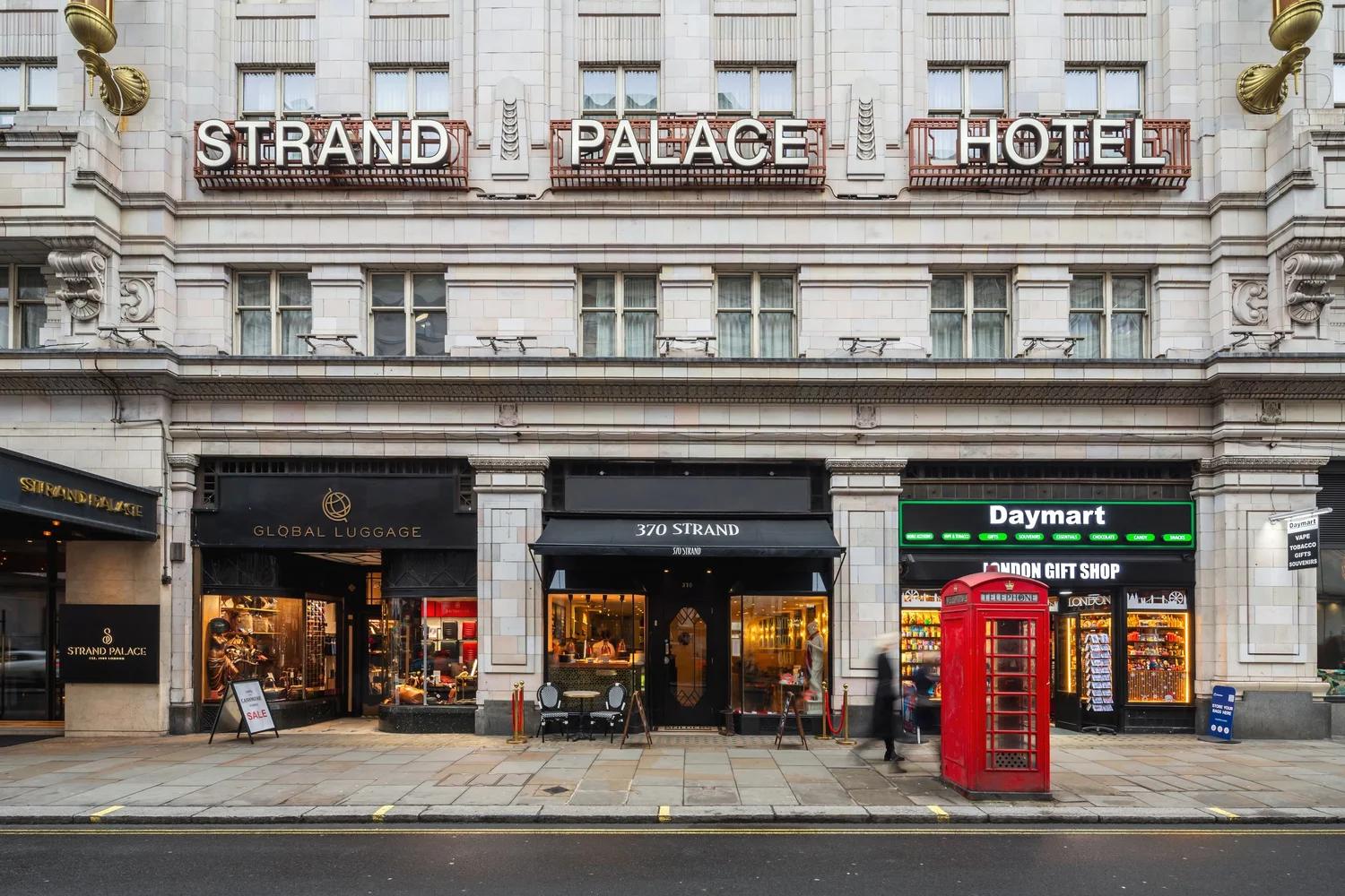 Exteriors photography by Theo Tzia