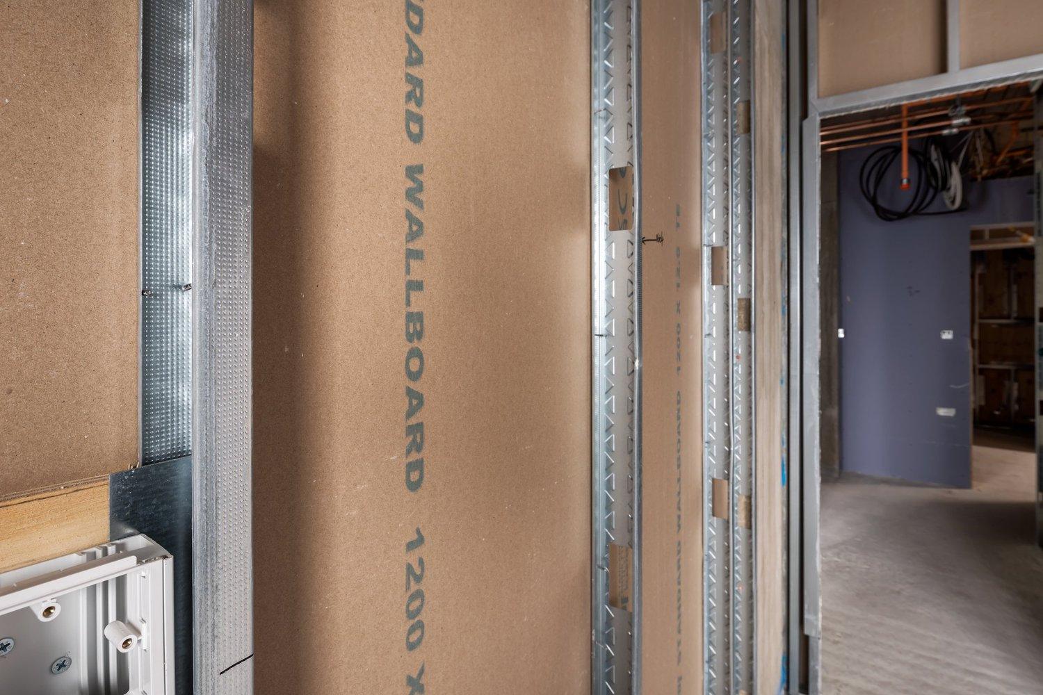 Drylining photography by Theo Tzia