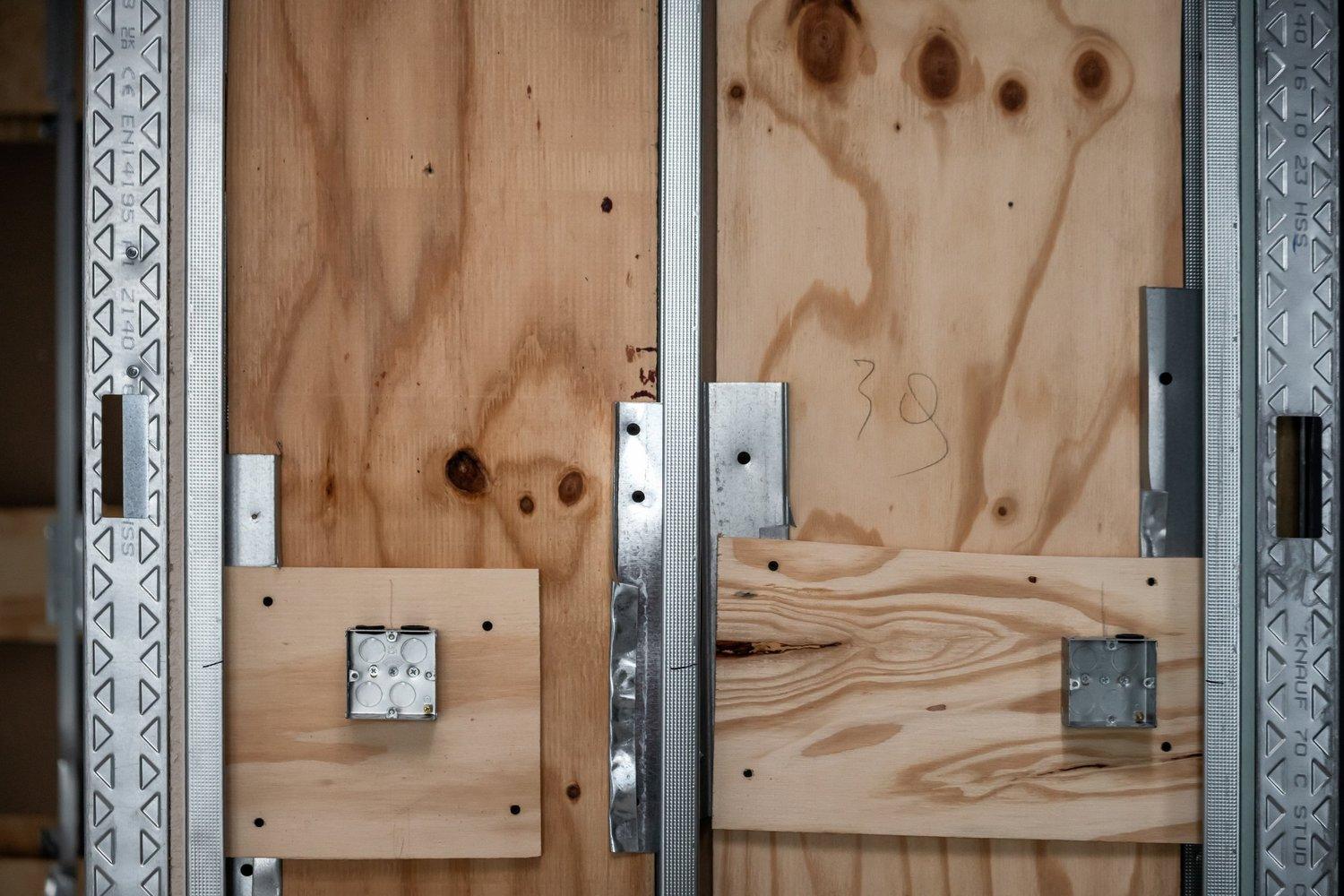 Drylining photography by Theo Tzia