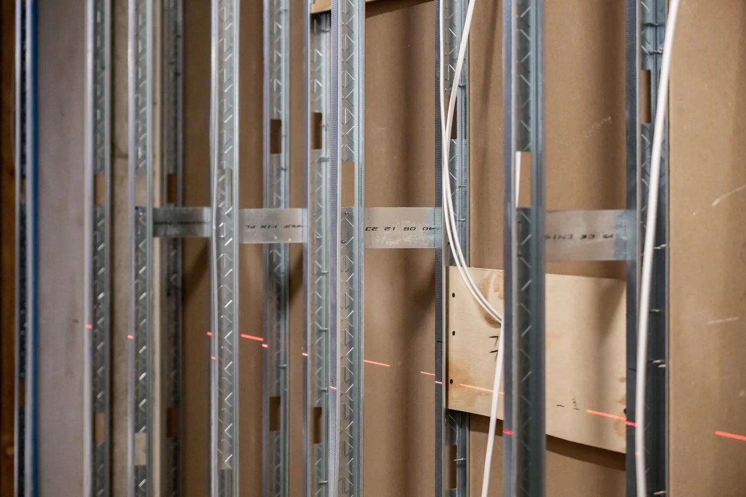 Drylining photography by Theo Tzia