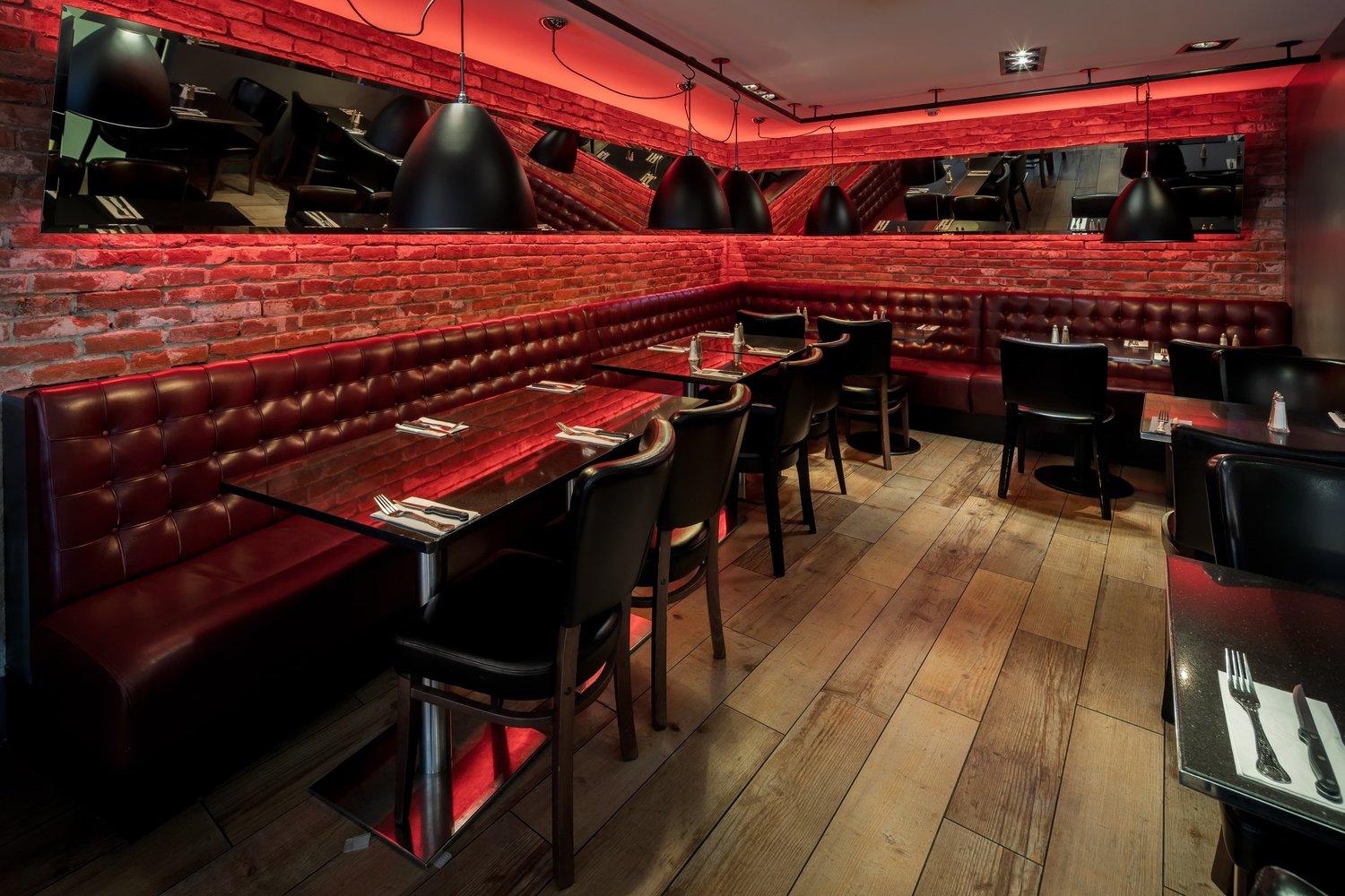 Bars & Restaurants photography by Theo Tzia