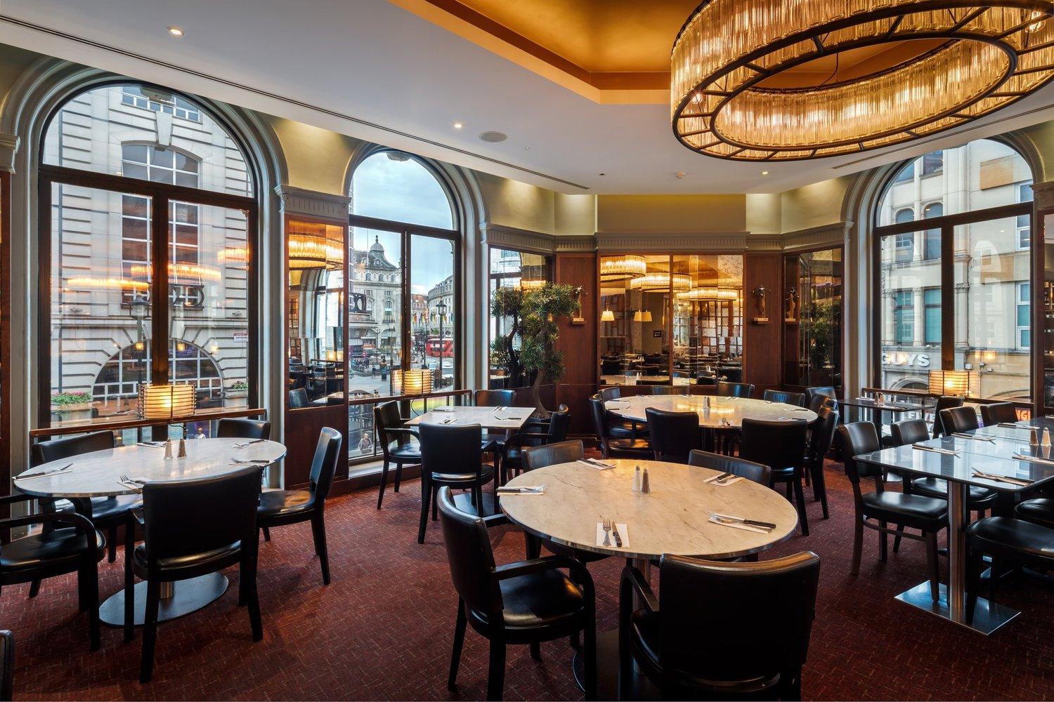 Bars & Restaurants photography by Theo Tzia
