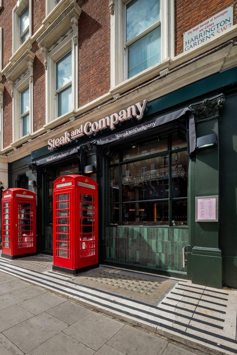 Bars & Restaurants photography by Theo Tzia